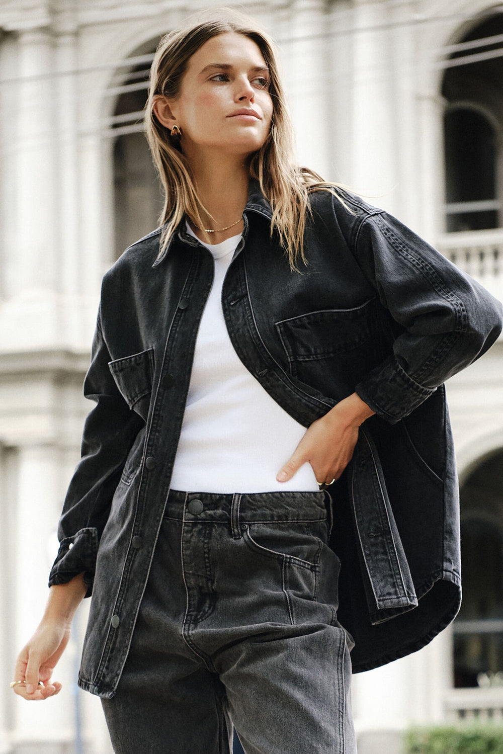 BOBBI SIDE POCKET DENIM SHACKET/WASHED BLACK