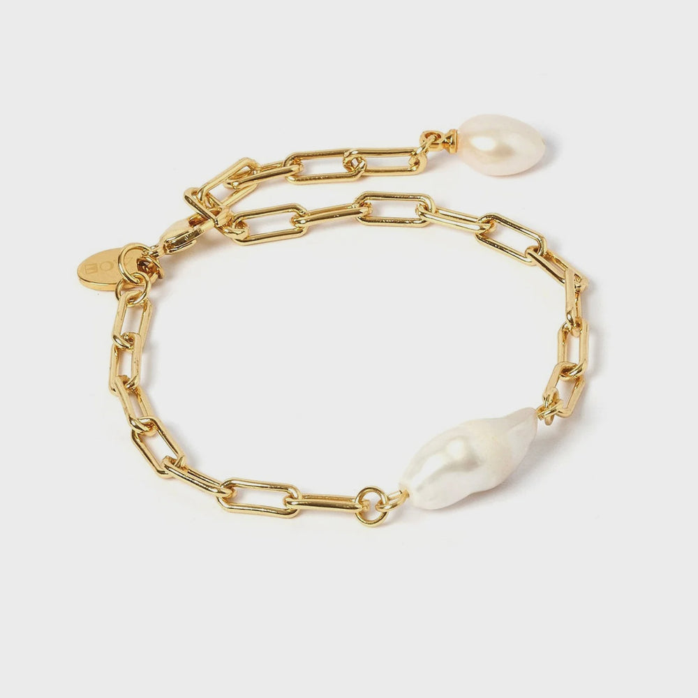 Danielle Gold & Pearl Bracelet