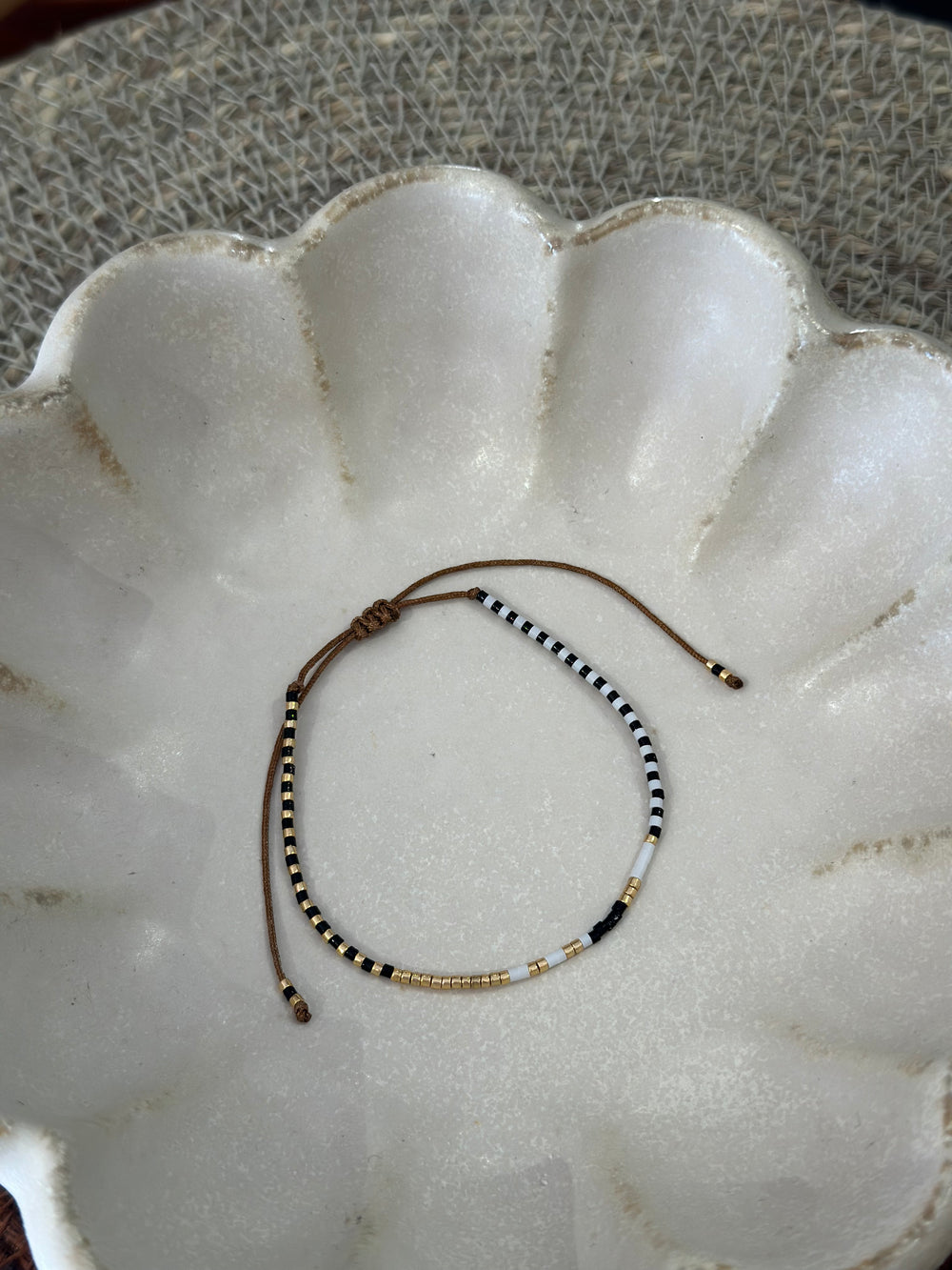 Bead Bracelet Black/White/Gold