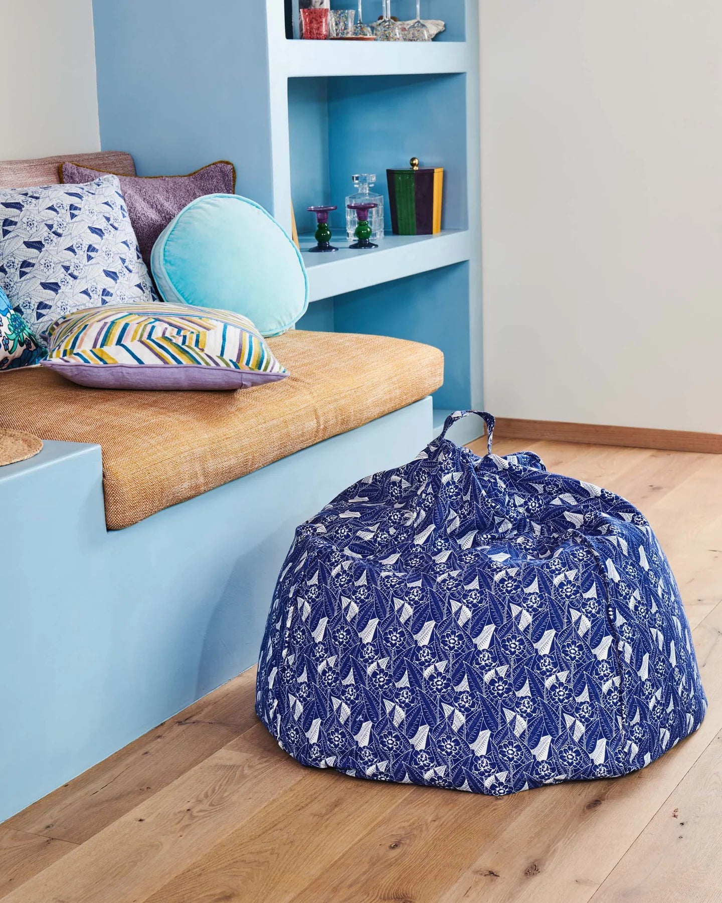 
                  
                    Honolulu Beanbag
                  
                