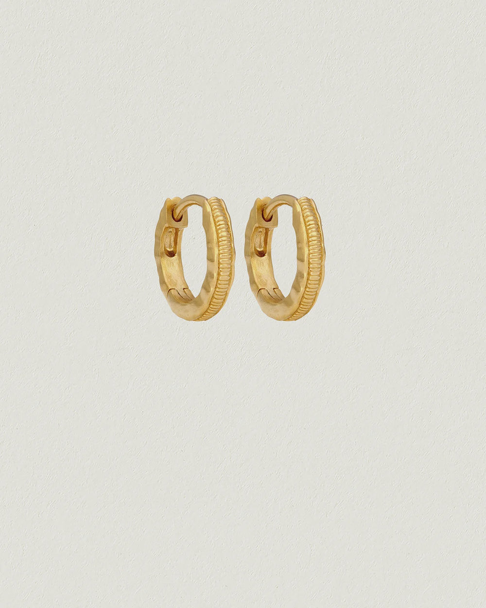 Arete Huggies Gold Vermeil - GOLD VERMEIL