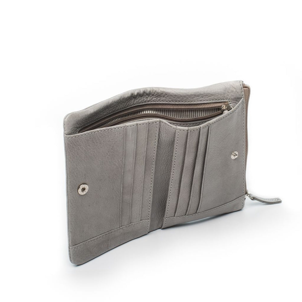 
                  
                    Dusky Purse
                  
                