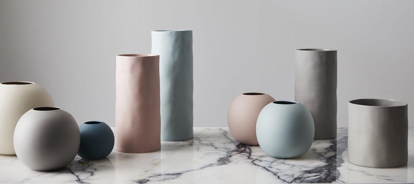 
                  
                    Marmoset Found Cloud Bubble Vase- M - The Artisan Storeroom
                  
                