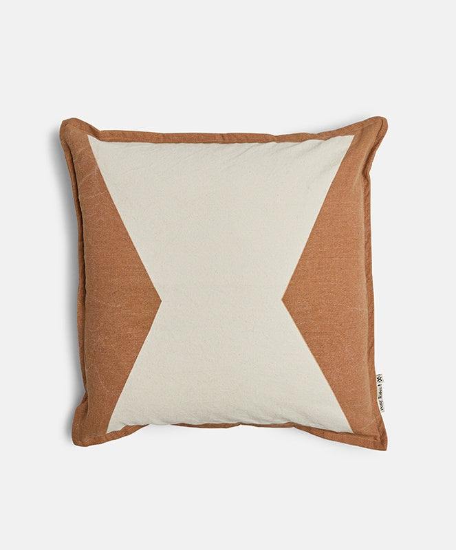 Squeeze U Cushion 45cm x 45cm