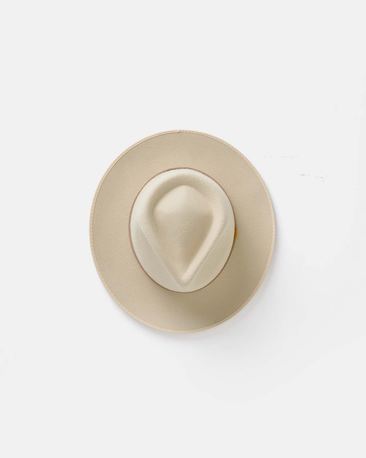 
                  
                    Calloway Cream Hat
                  
                