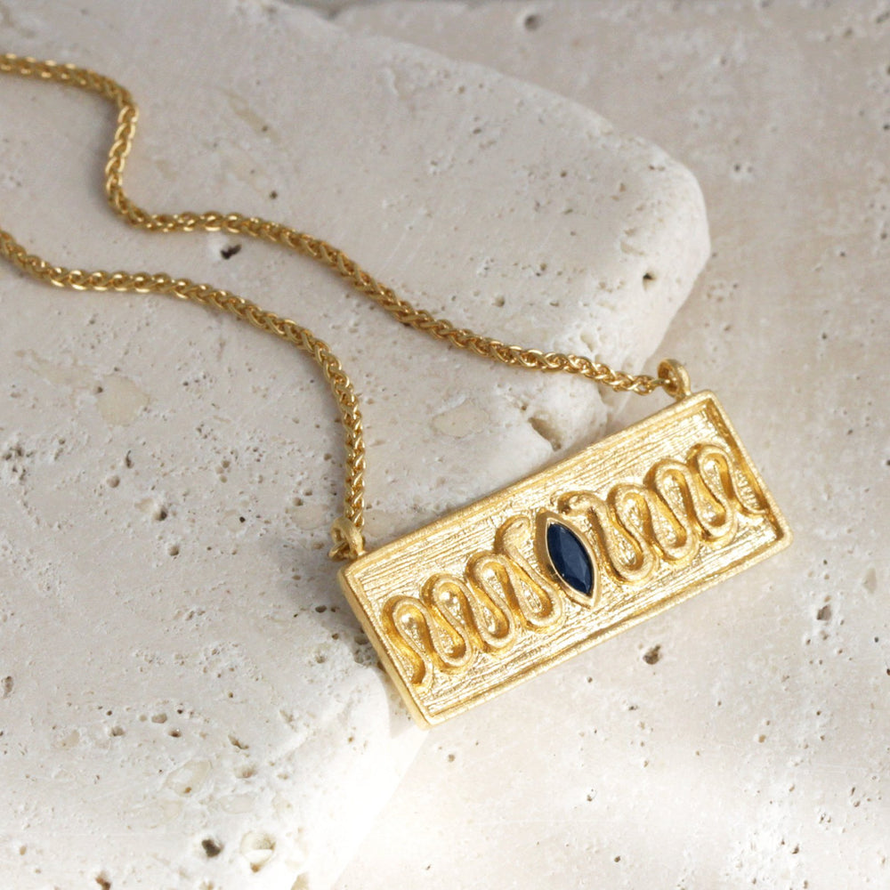 
                  
                    Guardian Necklace Gold
                  
                