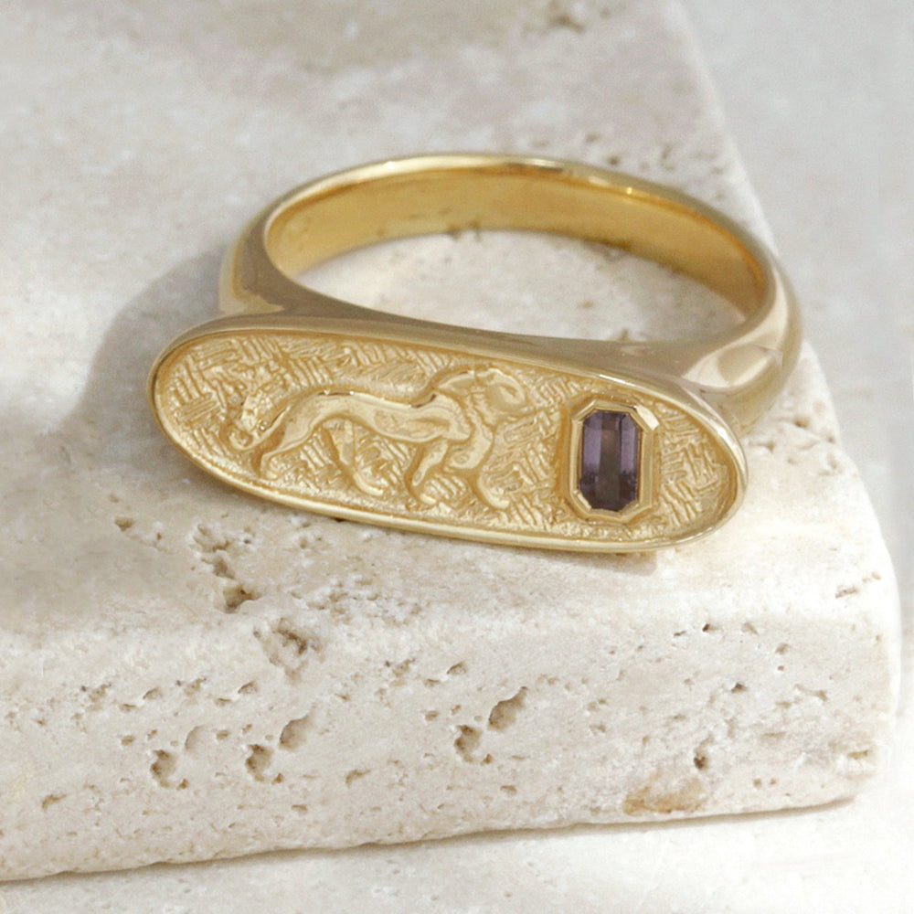
                  
                    Mau Ring Gold
                  
                