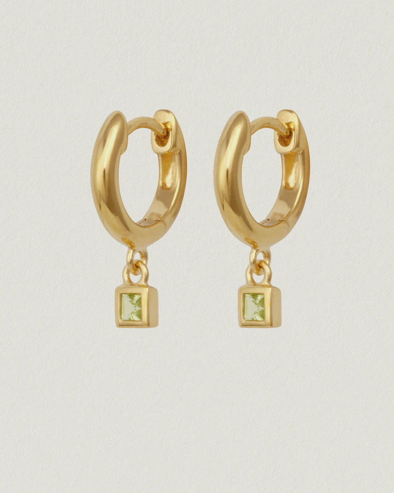 
                  
                    Hebe Earrings 18k Gold Vermeil l Peridot
                  
                